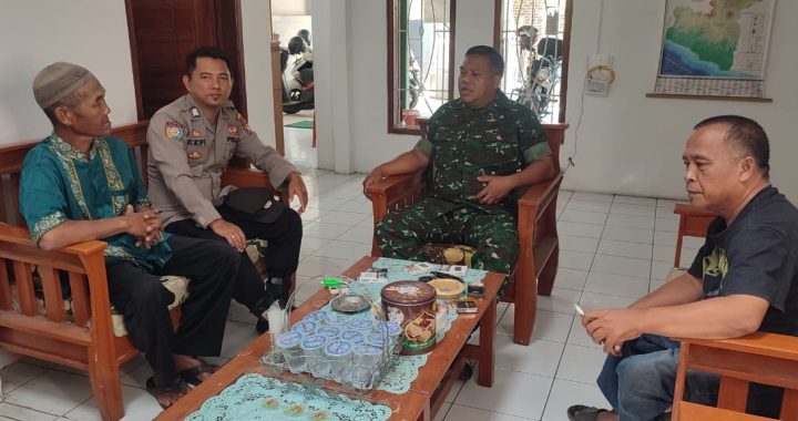 Ngariung kamtibmas anggota polsek leles polres garut bersama warga masyarakat di kp. nagrog