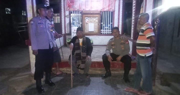 Antisipasi kejahatan polsek leles polres Garut di Ds. Haruman Patroli kryd malam