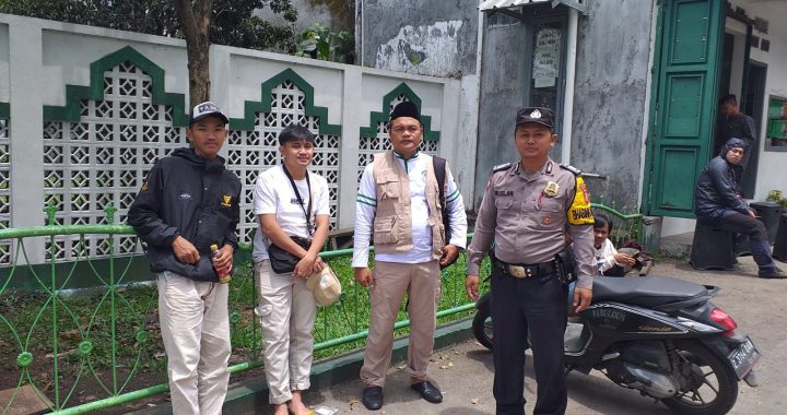 Cegah kejahatan personil polsek leles polres garut laksanakan ngariung kamtibmas