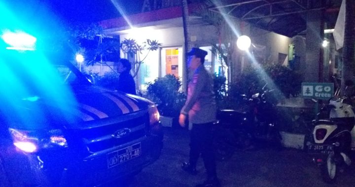 Kegiatan Patroli kryd malam polsek leles polres Garut di Ds. ciburial