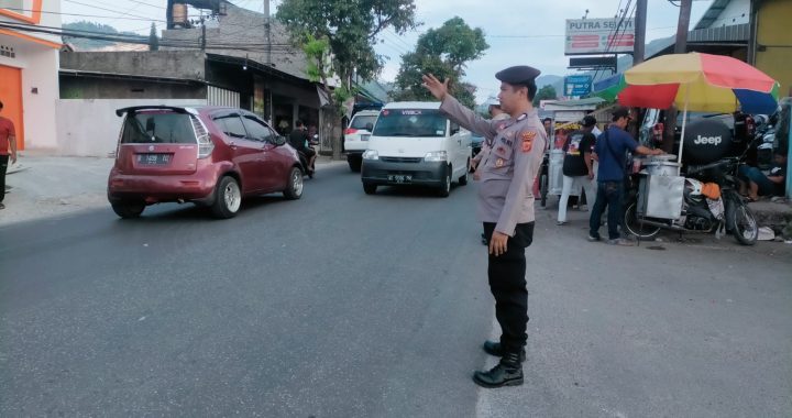 rutinitas Gatur jam rawan pagi personil piket polsek leles polres Garut di pt.changshin