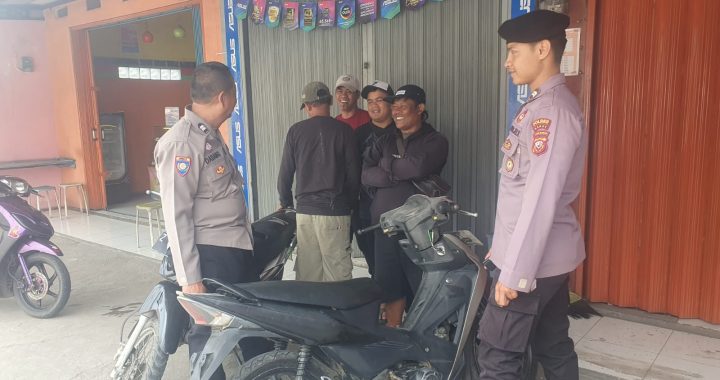 Ngariung kamtibmas personil piket polsek leles polres Garut bersama warga masyarakat