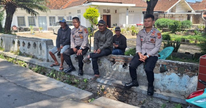 POLSEK KARANGPAWITAN KEGIATAN BHABINKAMTIBMAS DESA  CIMURAH