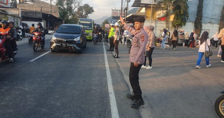 Rutinitas Kegiatan Gatur jam rawan pagi personil polsek leles polres Garut di Pt.changshin