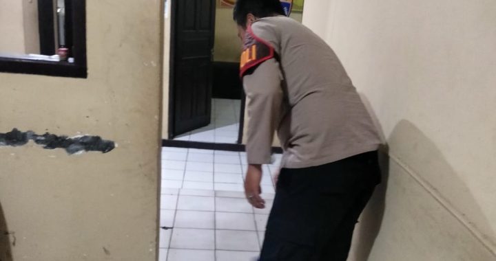 Personel Polsek Cilawu Melaksanakan Bersih Mako