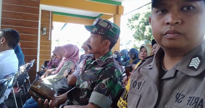 Personil Polsek Cilawu Giat Bersama Warga