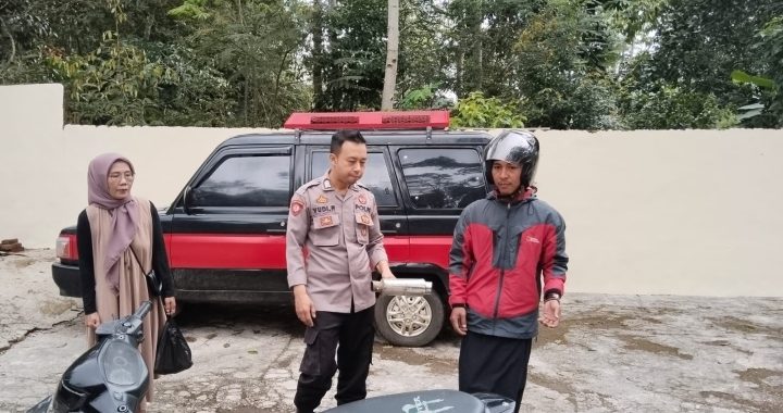 Personil Polsek Polsek Singajaya melaksanakan kegiatan Operasi Penertiban Knalpot Bising/brong