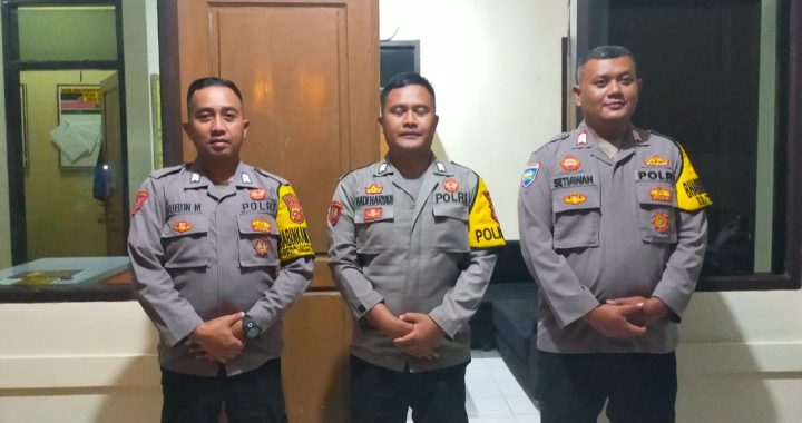 Personil Polsek Pamulihan  Polres Garut Polda Jabar Melaksanakan Sispam Mako atau Sistem Pengamanan Markas Komando di Mako Polsek Pamulihan