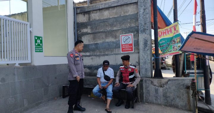 Patroli Siang Di Wilkum Polsek Cisurupan