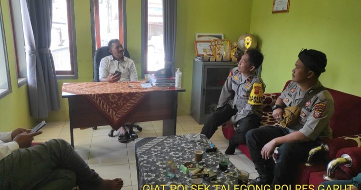 Kapolsek Talegong Sambang Desa Sukamaju Dalam Ops Mantap Praja Tahun 2024