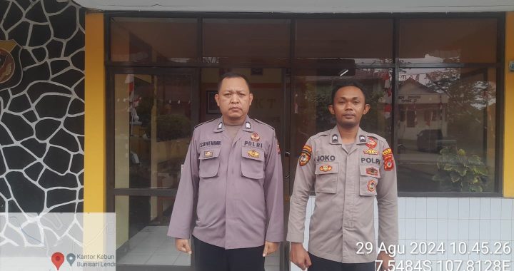 Anggota Polsek Cisompet Polres Garut melaksanakan sispam mako.