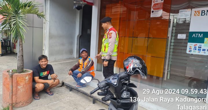 Unit Samapta Polsek Kadungora *Patroli Dialogis* Menjalin Komunikasi dengan Masyarakat Cegah terjadinya C3 ( Curas,Curhat dan Curanmor)