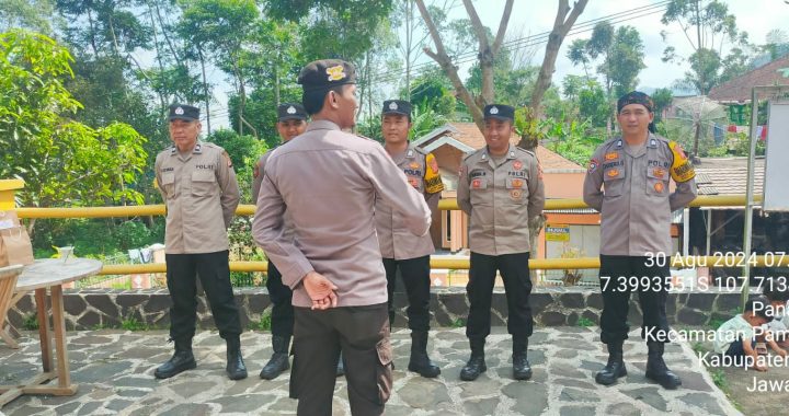 Giat Rutin Apel Pagi Polsek Pamulihan  Polres Garut Pelaksanaan apel pagi sebelum melaksanakan kegiatan