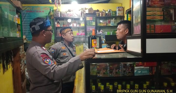 Cegah Peredaran Miras Di Wilayahnya, Polsek Tarogong Kaler Lakukan Razia Minuman Keras