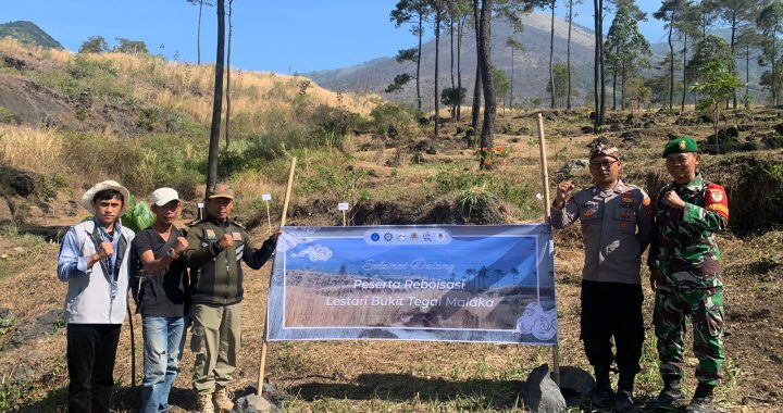 Monitoring Kegiatan Penanaman Seribu Pohon di TegalMalaka Desa Rancabango