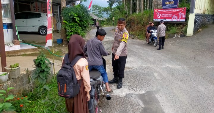 Polsek banjarwangi laksanakan patroli pagi