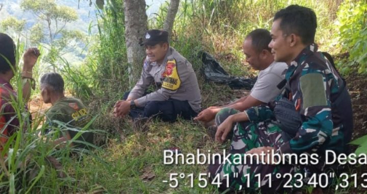 Bhabin polsek samarang patroli sambang di desa cisarua