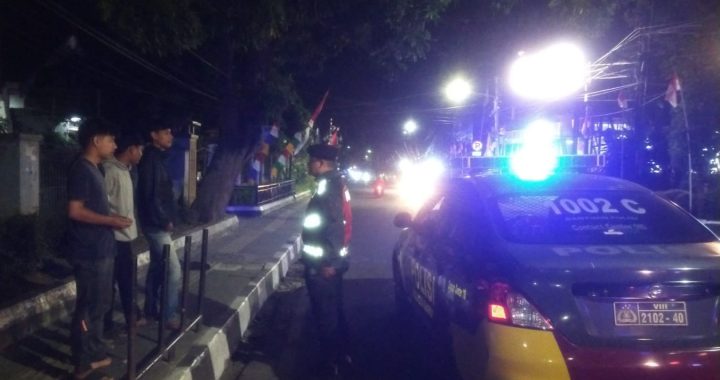 Unit Samapta Polsek Garut Kota Lakukan Patroli Lautan Biru Untuk Memberikan Rasa Aman Terhadap Masyarakat