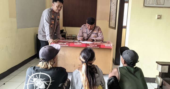 Polsek Caringin polres Garut Bina Anak Funk