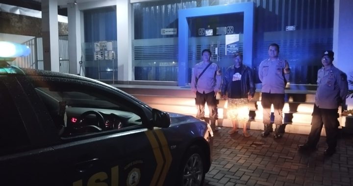 polsek banyuresmi anggota patroli malam cegah balap liar