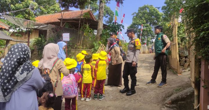 Bhabinkamtibmas Tingkatkan Sambang, Dekatkan Dengan Warga