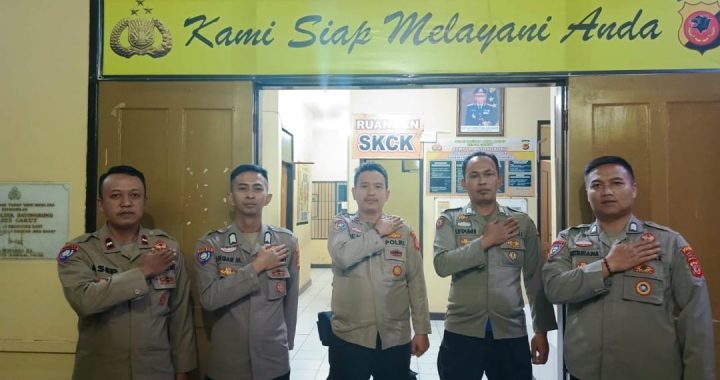 ANGGOTA POLSEK BAYONGBONG DAN POLSUBSEKTOR CIGEDUG  GIAT SISPAM MAKO UNTUK MENCIPTAKAN SITUASI KAMTIBMAS AMAN DAN KONDUSIF