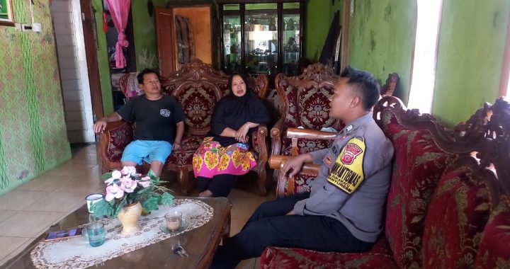 polsek banyuresmi kegiatan bhabin desa sukaratu