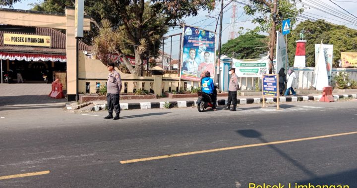 Anggota polsek limbangan melaksanakan penertiban knalpot brong