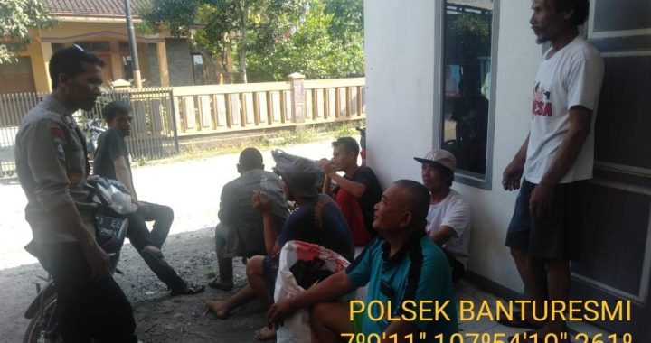 polsek banyuresmi silaturahmi bhabin desa sukakarya