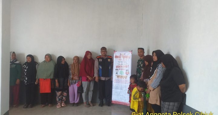 Kegiatan Rutin Bhabinkamtibmas polsek cibiuk melaksanakan Jumat Curhat