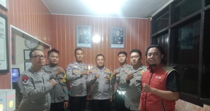 polsek banyuresmi anggota melaksanakan sispam mako