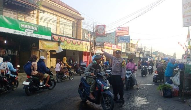 Warga Merasa Nyaman Saat Dekat Polisi Gatur Pagi