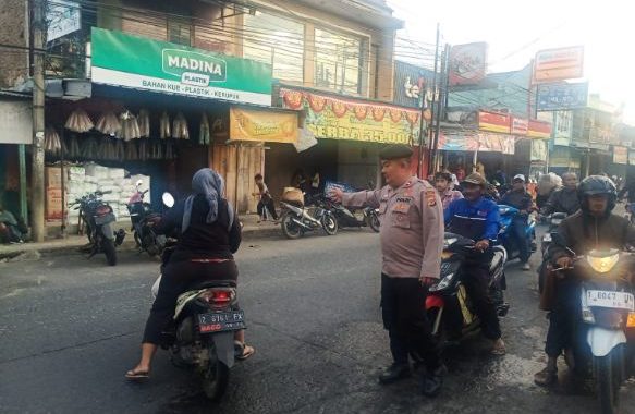 Personel Polsek Wanaraja Pantau Situasi Pagi