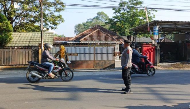 Kesiapan Personel Wanaraja Atur Lalu Lintas Pagi