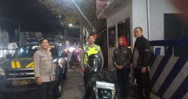 GIAT PATROLI KRYD DI DESA SUCI  OLEH POLSEK KARANGPAWITAN