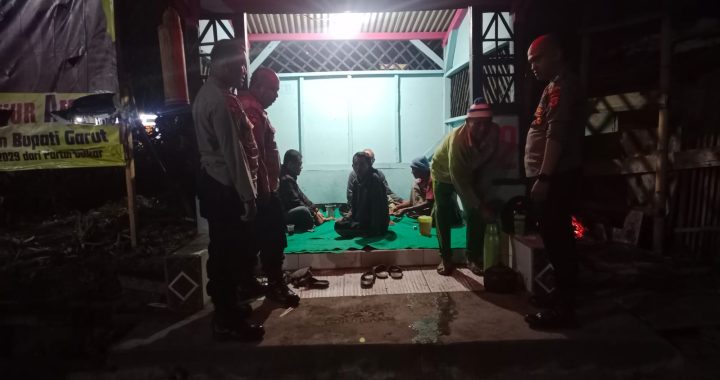 Polsek Wanaraja Kunjungi Petugas Ronda Malam