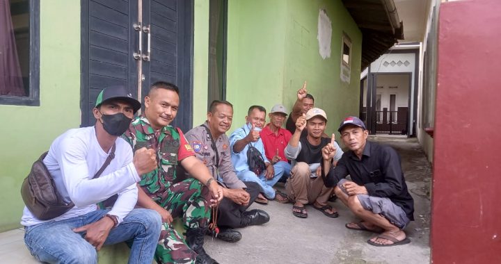 Kegiatan bhabinkamtibmas polsek leles polres garut sinergitas tni polri bersama warga masyarakat di kp. nagrog