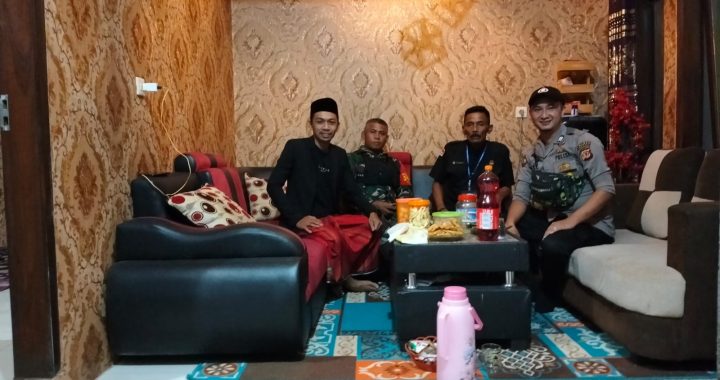 SAMBANG WARGA DESA MEKARSEWU OLEH ANGGOTA POLSEK CISEWU