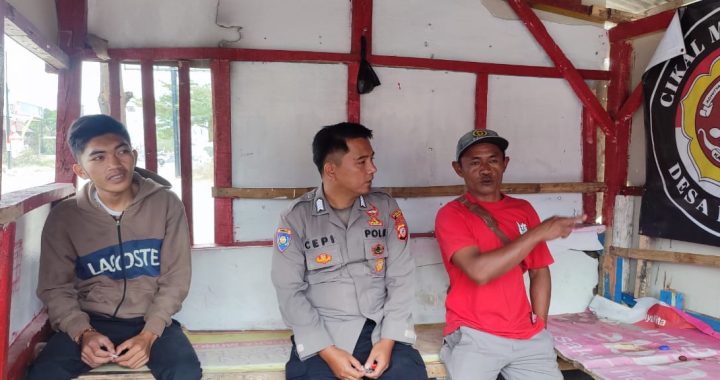 Rutinitas kegaiatan Polsek leles polres Garut laksanakan ngariung kamtibmas di kp.lembangsaat