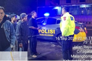 Patroli Polsek Malangbong Berikan Himbauan Kamtibmas 