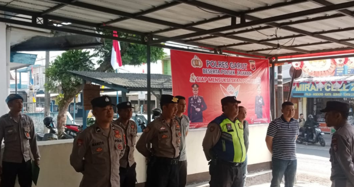 Giat Apel Pagi Di Depan Mako Polsek Cisurupan