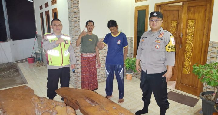 Personel Polsek Cilawu Gelar Silaturahmi Dengan Warga Desa