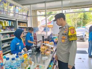 Polsek banjarwangi laksanakan patroli jelang siang hari