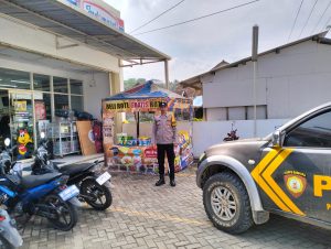 Polsek banjarwangi laksanakan patroli siang