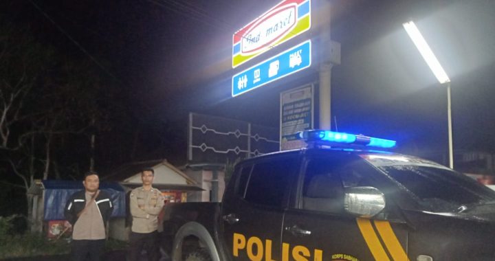 Polsek banjarwangi melaksanakan patroli kryd malam