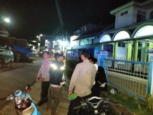 Polsek banjarwangi laksanakan patroli kryd malam