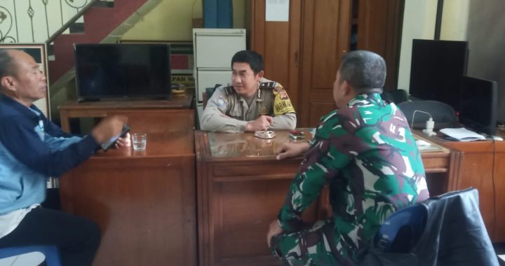 Bhabinkamtibmas Polsek Garut Kota Ngariung Kamtibmas Bersama Tiga Pilar Di kelurahan