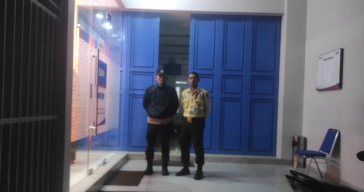 Personil Polsek Cisurupan Melaksanakan Patroli Ke Obvit Perbankan