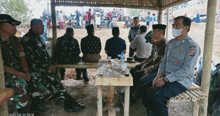 POLRES GARUT – POLSEK CIBATU LAKSANAKAN PROGRAM NGARIUNG KAMTIBMAS DENGAN WARGANYA