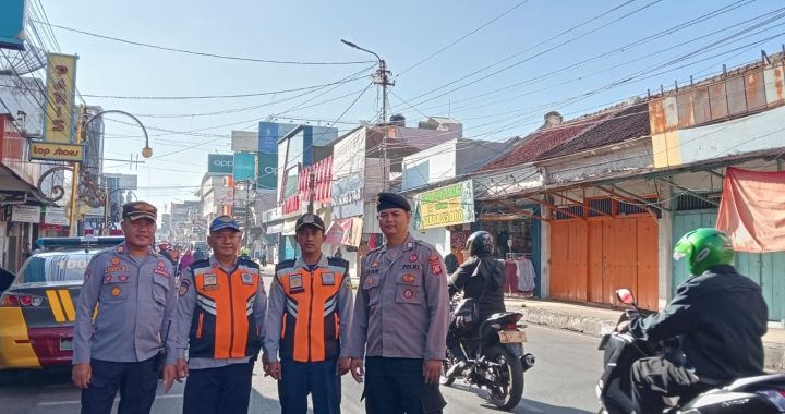 Unit Samapta Polsek Garut Kota Lakukan Patroli Presisi Di Pusat Kota